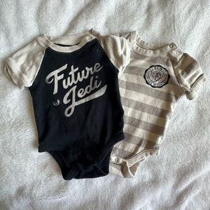 Baby Gap Star Wars Onesie 2pk Sz 3-6 months